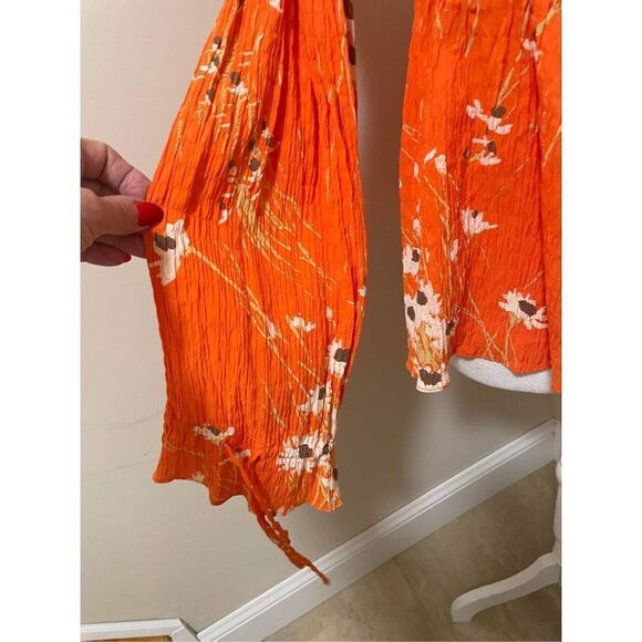 Urban Outfitters UO Allie Tie-Sleeve Blouse Size M - Picture 4 of 8